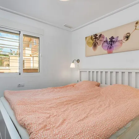 Fint Hus Newly Built House In Punta Prima/torrevieja *